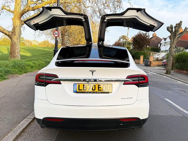 Usado Tesla Model X Long Range AWD 306 kW (417 HP) 2020 Branco SUV
