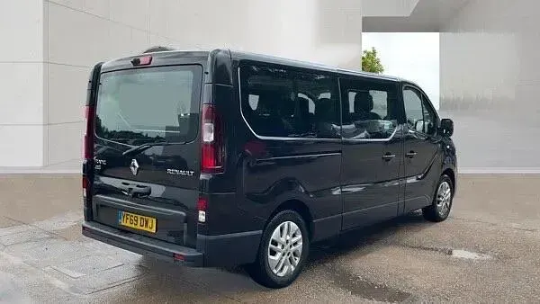 Used Renault Trafic 2019 Black MPV