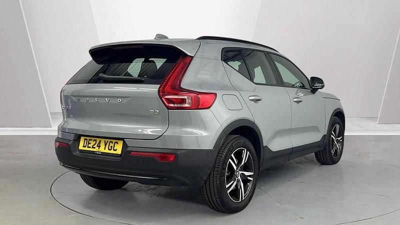 Usado Volvo XC40 Plus 2024 Cinzento SUV