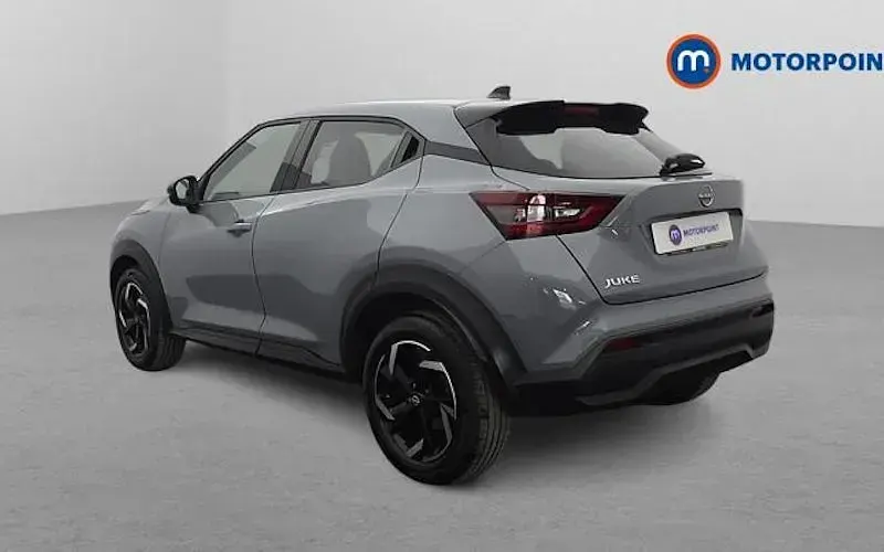 Used Nissan Juke N-Connecta 114 HP (83 kW) 2023 Grey SUV