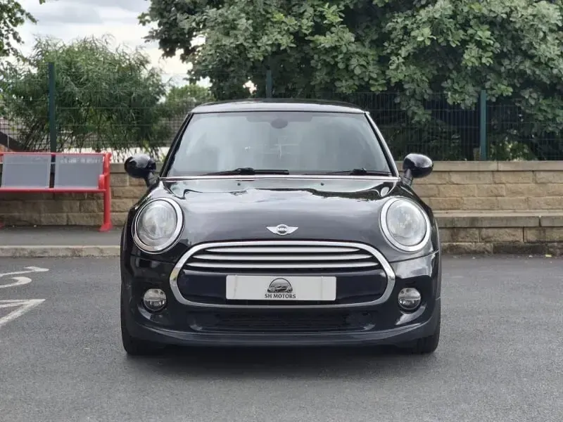 Used Mini Cooper Hatch 136 HP (100 kW) 2014 Black Hatchback