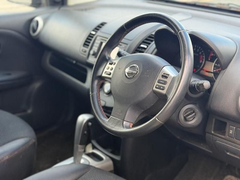 Used Nissan Note Tekna 110 HP (80 kW) 2011 Grey Hatchback