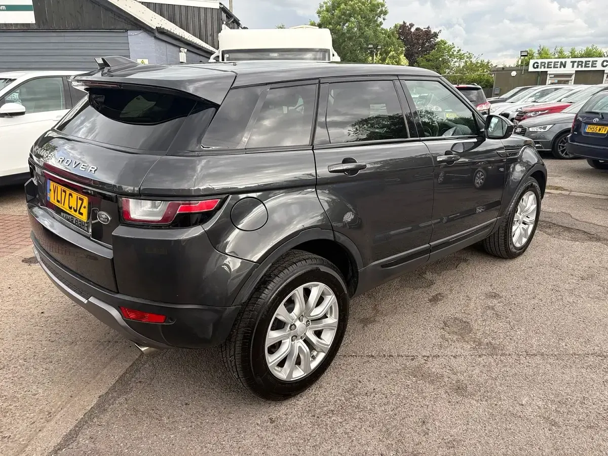 Used Land Rover Range Rover evoque SE 150 HP (110 kW) 2017 Grey Estate