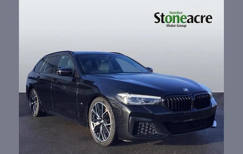 Used BMW 520 M Sport 180 HP (132 kW) 2020 Black Estate