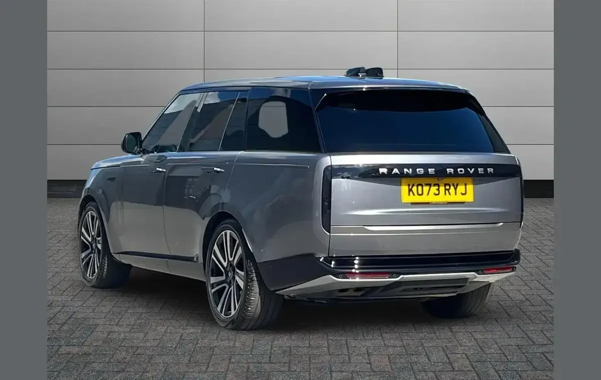 Used Land Rover Range Rover SE 344 HP (253 kW) 2024 Grey SUV