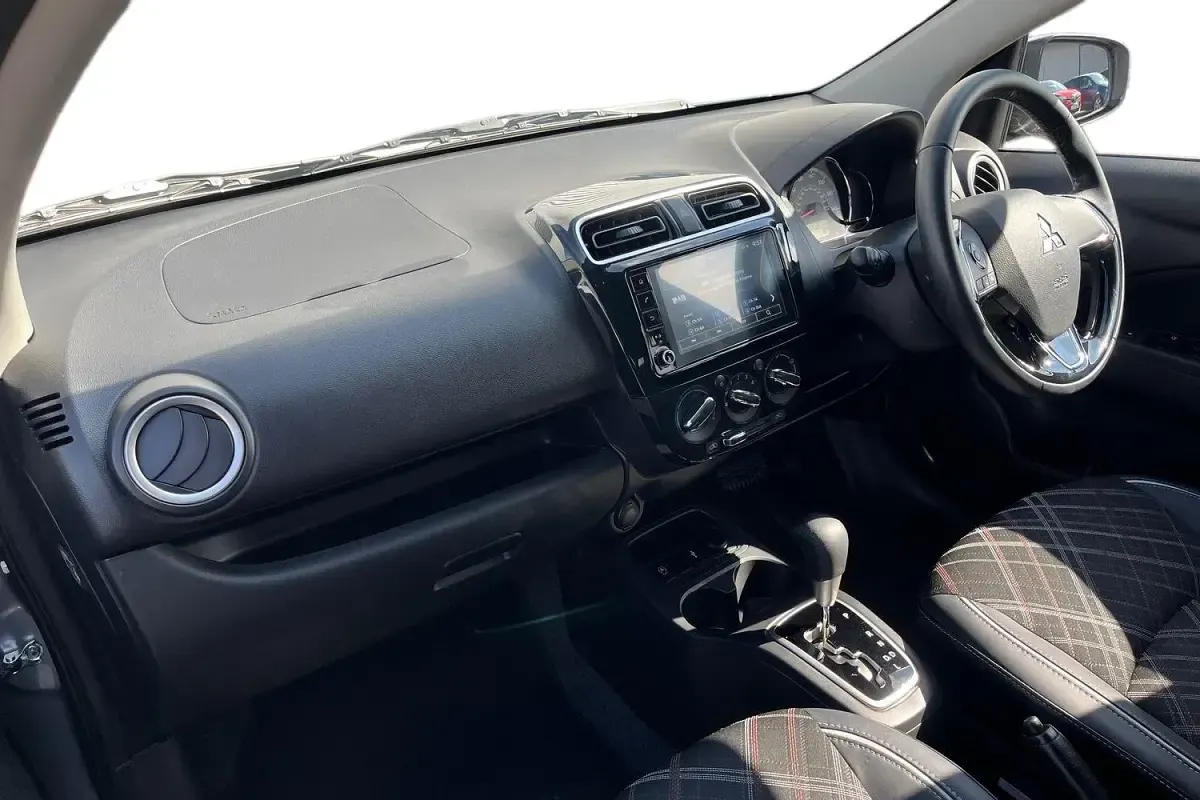 Used Mitsubishi Mirage 71 HP (52 kW) 2021 Grey