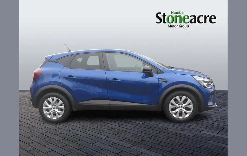 Used Renault Captur Iconic 140 HP (102 kW) 2022 Blue SUV