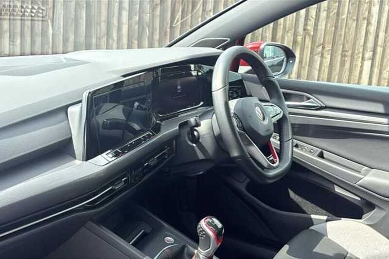Image 2/4