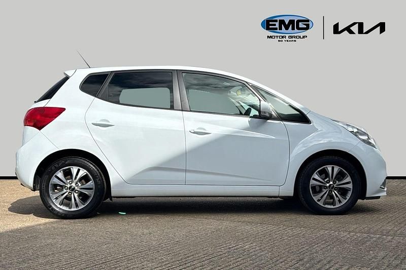 Used Kia Venga 123 HP (90 kW) 2019 White Hatchback