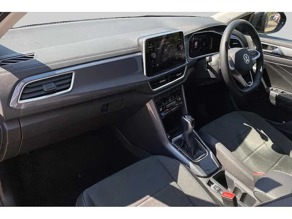 Used VW T-Roc 150 HP (110 kW) 2025 SUV