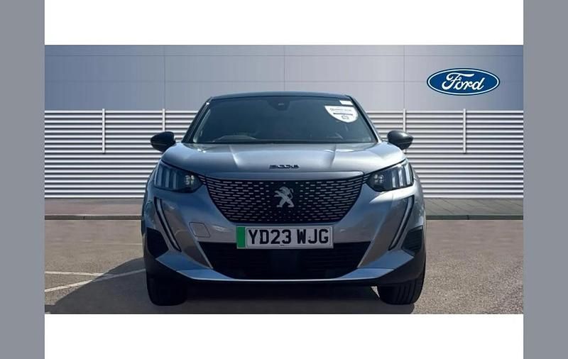 Używany Peugeot e-2008 GTi 100 kW (136 KM) 2023 Szary SUV