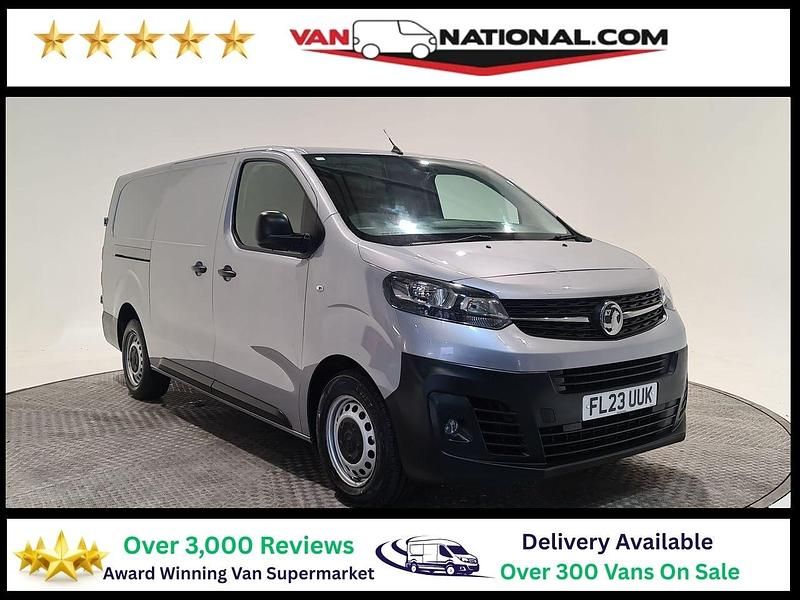 Used Vauxhall Vivaro 100 HP (73 kW) 2023 Grey MPV
