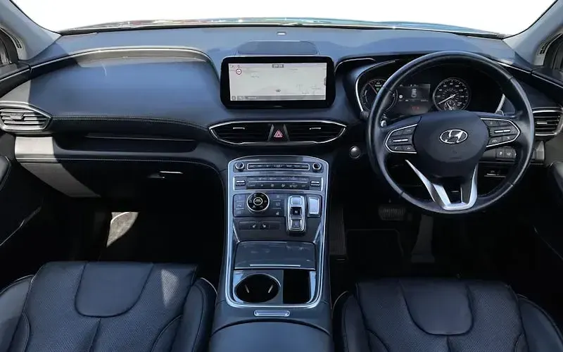 Used Hyundai Santa Fe Premium 265 HP (194 kW) 2024 SUV