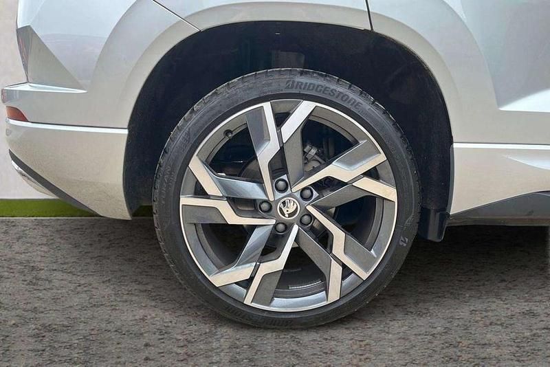 Used Skoda Karoq SportLine 150 HP (110 kW) 2024 Silver SUV