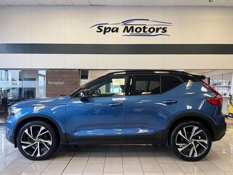 Usado Volvo XC40 R-Design 190 CV (139 kW) 2018 Azul SUV