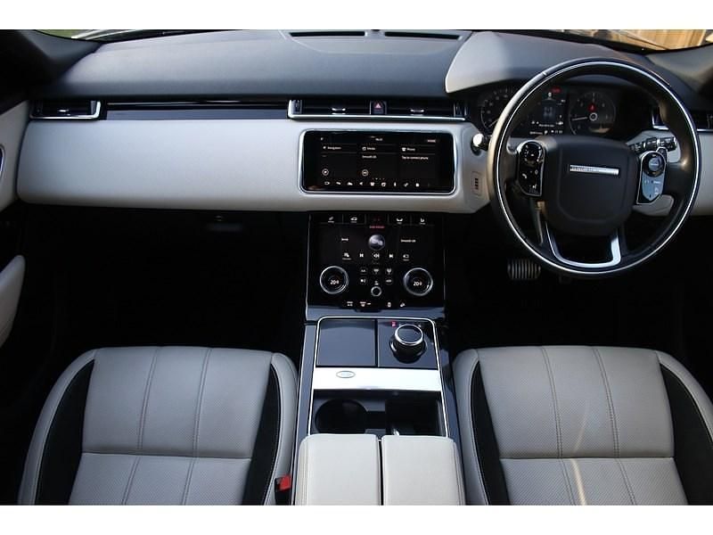 Used Land Rover Range Rover Velar R-Dynamic 240 HP (176 kW) 2018 Black SUV