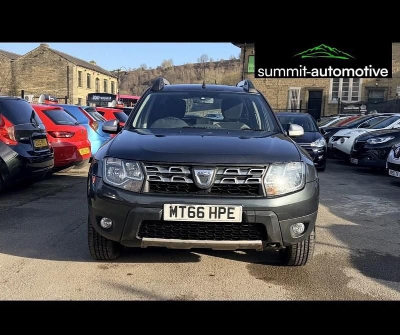 Used Dacia Duster Prestige 125 HP (91 kW) 2016 Grey SUV