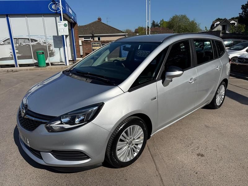 Used Vauxhall Zafira Design Edition 140 HP (102 kW) 2017 Silver MPV