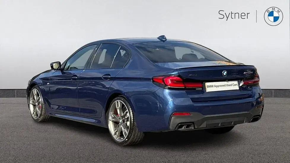 Used BMW M550 Comfort Edition 523 HP (384 kW) 2023 Blue Sedan
