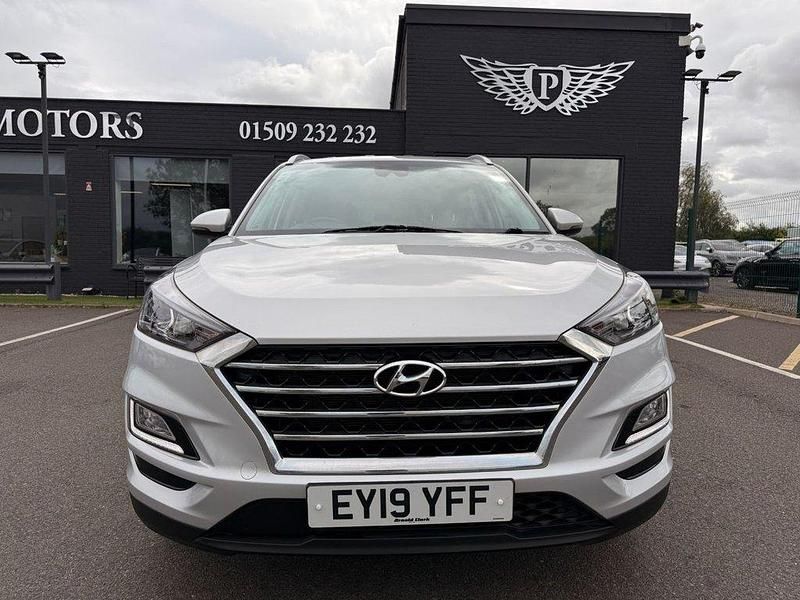 Used Hyundai Tucson SE 132 HP (97 kW) 2019 Silver SUV