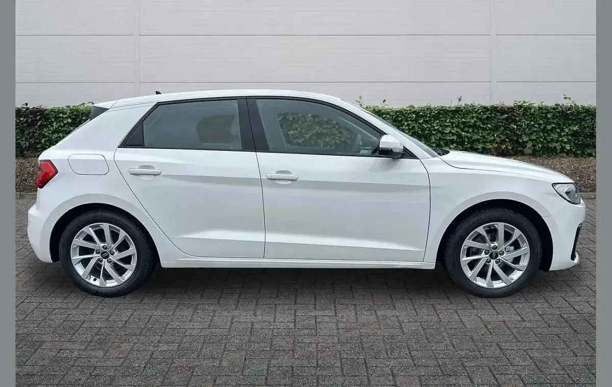 New Audi A1 Sport 94 HP (69 kW) 2026 White SUV