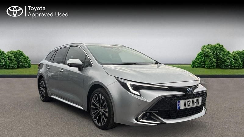 Silver Used 2023 Toyota Corolla Design Estate | £22,781 (Good price) - Image 1/2