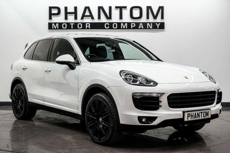 White Used 2014 Porsche Cayenne SUV | £18,490 (Fair price) - Image 1/4