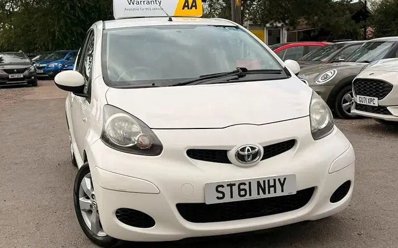 Used Toyota Aygo 68 HP (50 kW) 2011 Hatchback