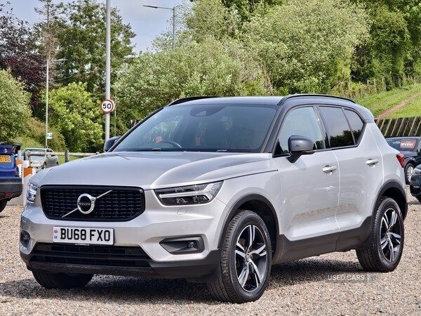 Silver Used 2018 Volvo XC40 R-Design SUV | £16,950 (Fair price) - Image 1/4