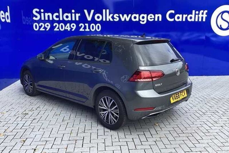 Used VW Golf VII SE 150 HP (110 kW) 2019 Grey Hatchback