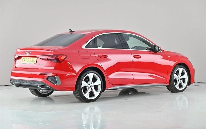 Begagnad Audi A3 S-Line 110 HK (80 kW) 2024 Sedan