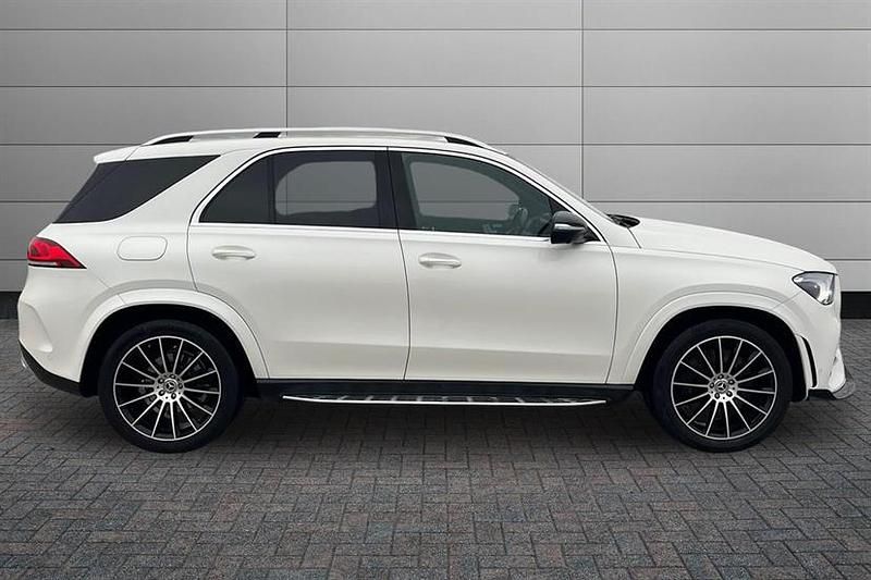 Used Mercedes GLE350 AMG Line Premium 320 HP (235 kW) 2021 Diamond white bright Estate