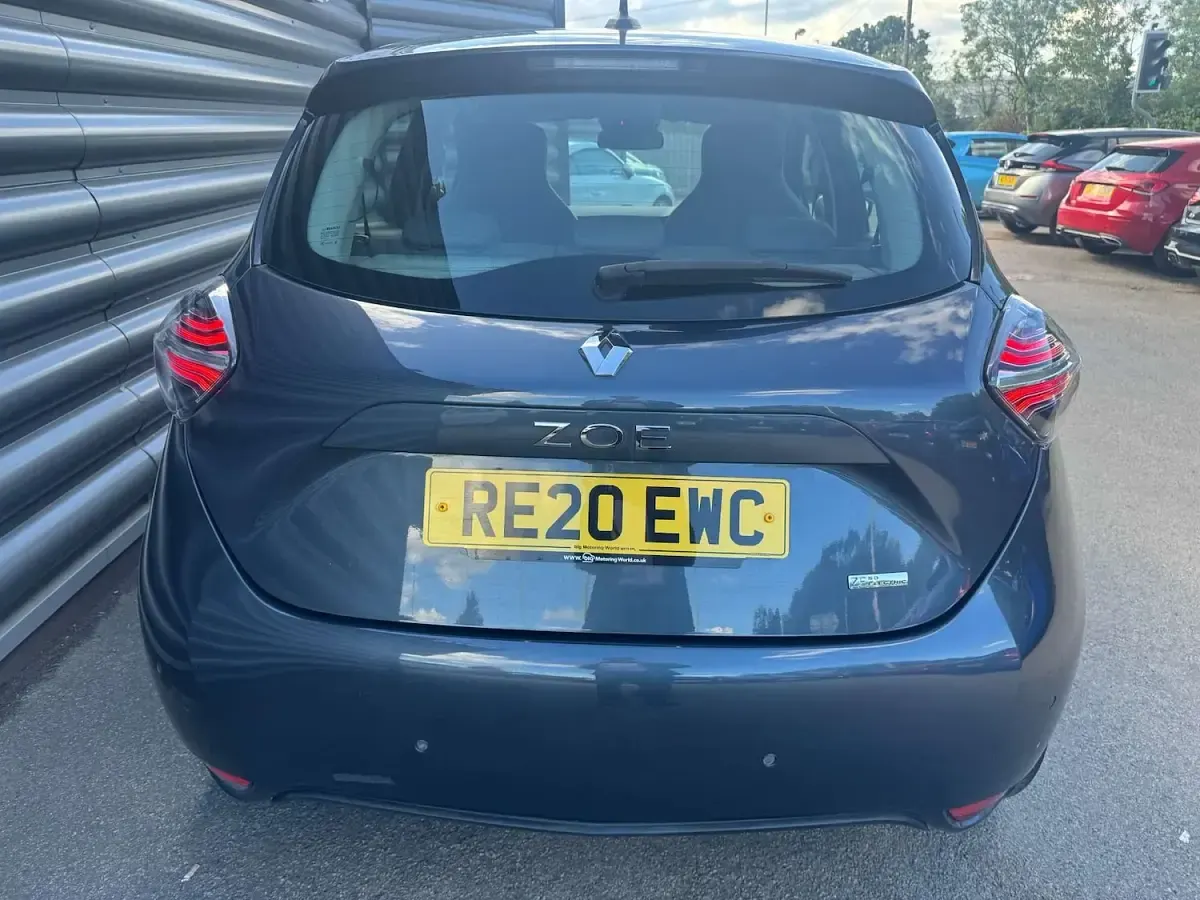 Used Renault Zoe Iconic 100 kW (136 HP) 2020 Grey Hatchback