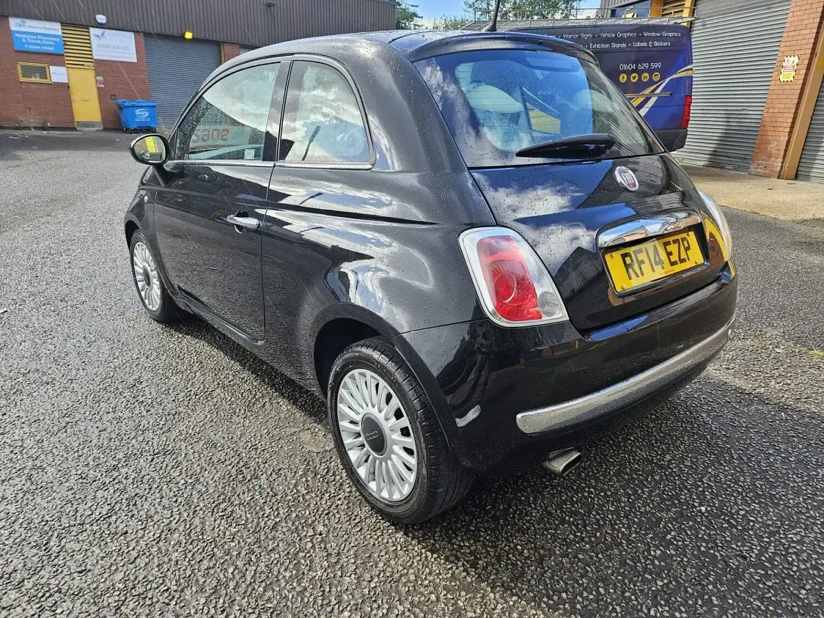Used Fiat 500 Lounge 85 HP (62 kW) 2014 Black Hatchback