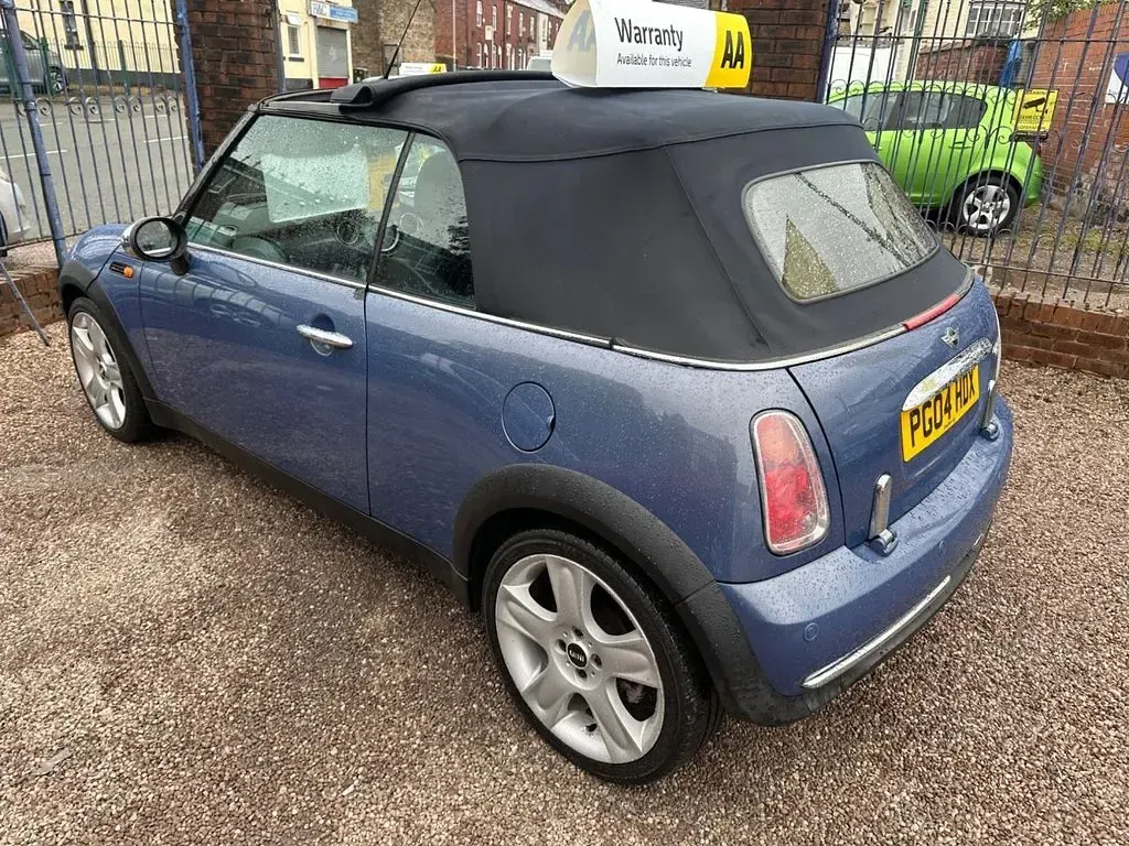 Used Mini Cooper Cabriolet 115 HP (84 kW) 2004 Blue Cabriolet