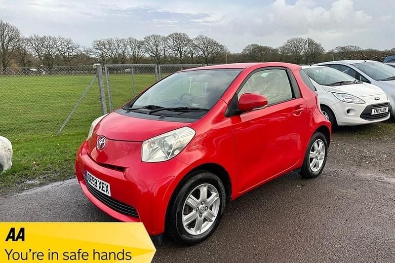 Red Used 2009 Toyota iQ Hatchback | £3,795 (Fair price) - Image 1/1