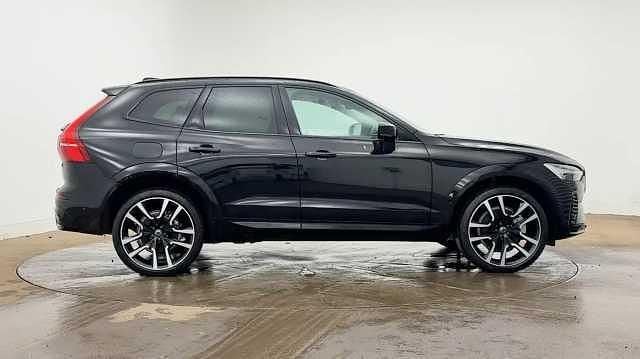 Used Volvo XC60 Ultra 449 HP (330 kW) 2025 Black SUV