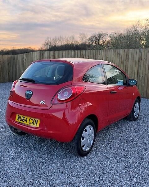 Używany Ford Ka Studio 69 KM (50 kW) 2014 Czerwony Hatchback