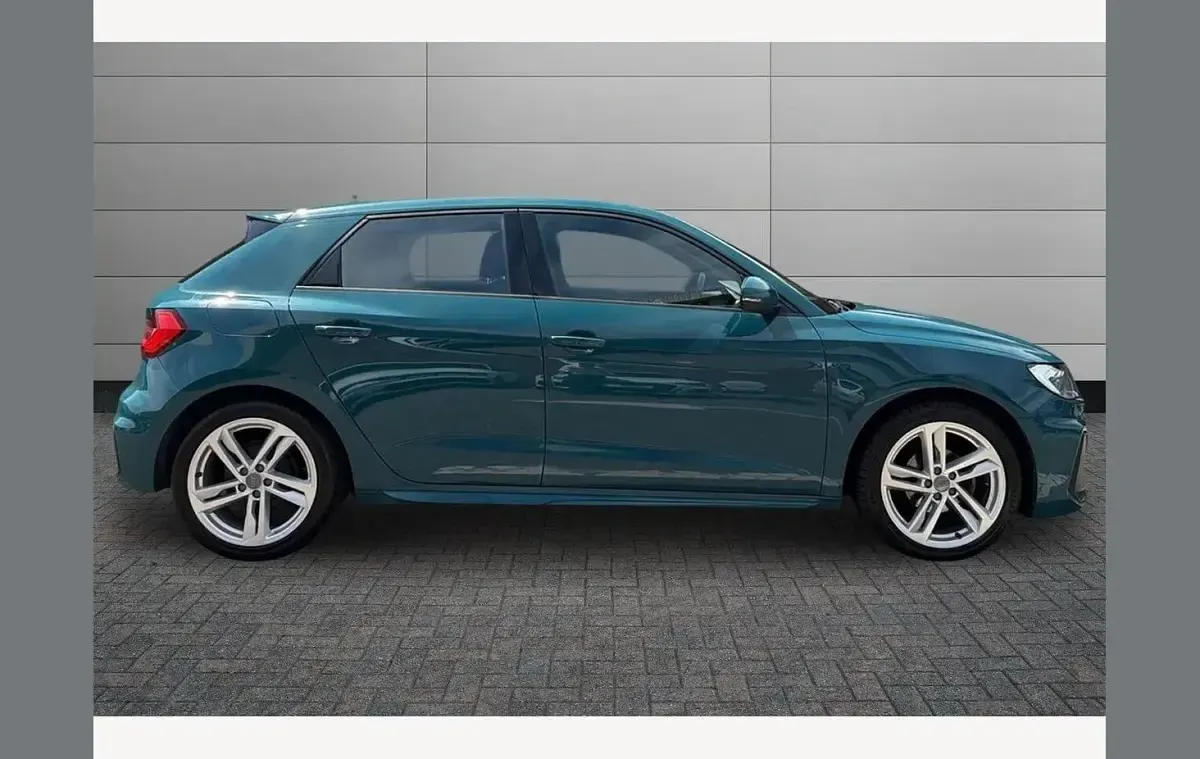 Used Audi A1 S-Line 95 HP (69 kW) 2020 Green SUV