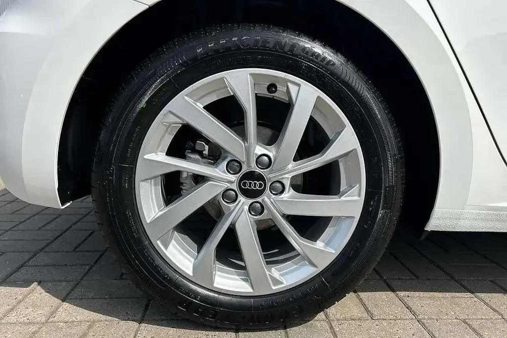 Used Audi A1 Sport 114 HP (83 kW) 2025 Shell white, solid SUV