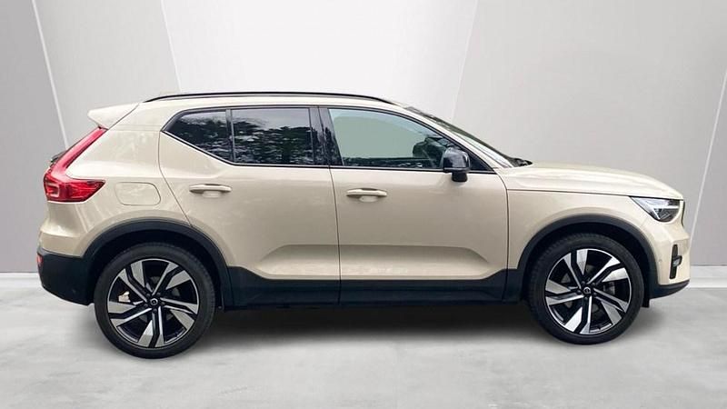 Used Volvo XC40 Ultra 2024 Gold SUV