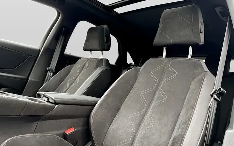 Used DS Automobiles DS7 Crossback Performance Line Plus 224 HP (164 kW) 2025 Black SUV
