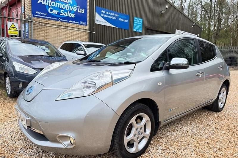 Usado Nissan Leaf Acenta 80 kW (109 HP) 2014 Citadino