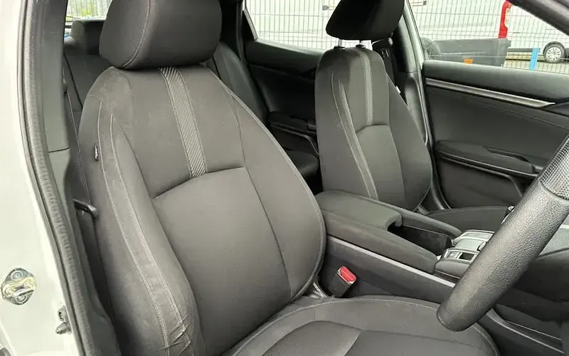 Used Honda Civic SE 126 HP (92 kW) 2022 Hatchback