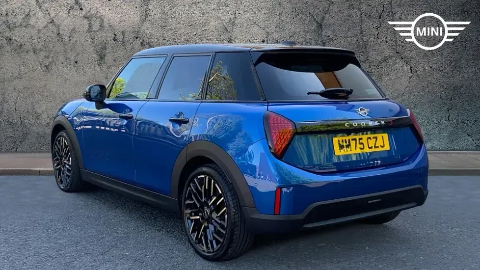 Used Mini Cooper S Hatch 201 HP (147 kW) 2025 Blue Hatchback