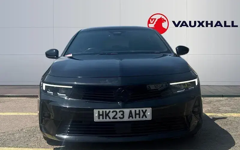 Used Vauxhall Astra Ultimate 131 HP (96 kW) 2026 Hatchback