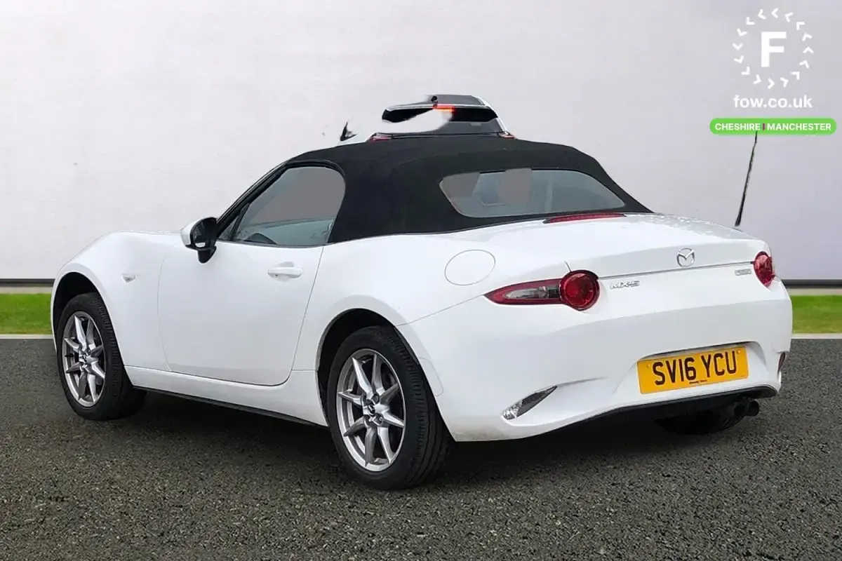 Używany Mazda MX5 131 KM (96 kW) 2016 Biały Kabriolet