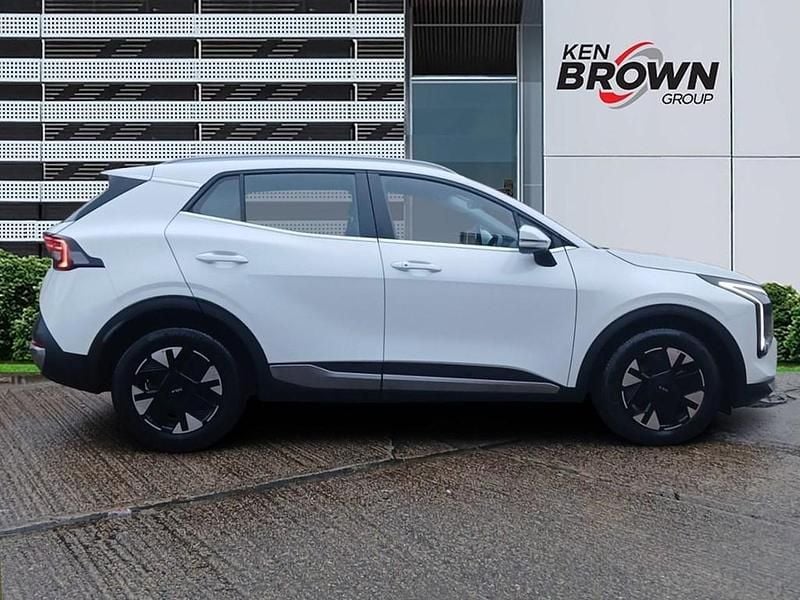 Used Kia Sportage 180 HP (132 kW) 2025 White SUV