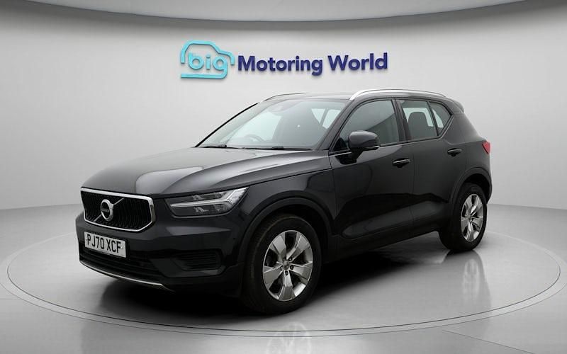 Used Volvo XC40 Momentum 163 HP (119 kW) 2021 Black SUV