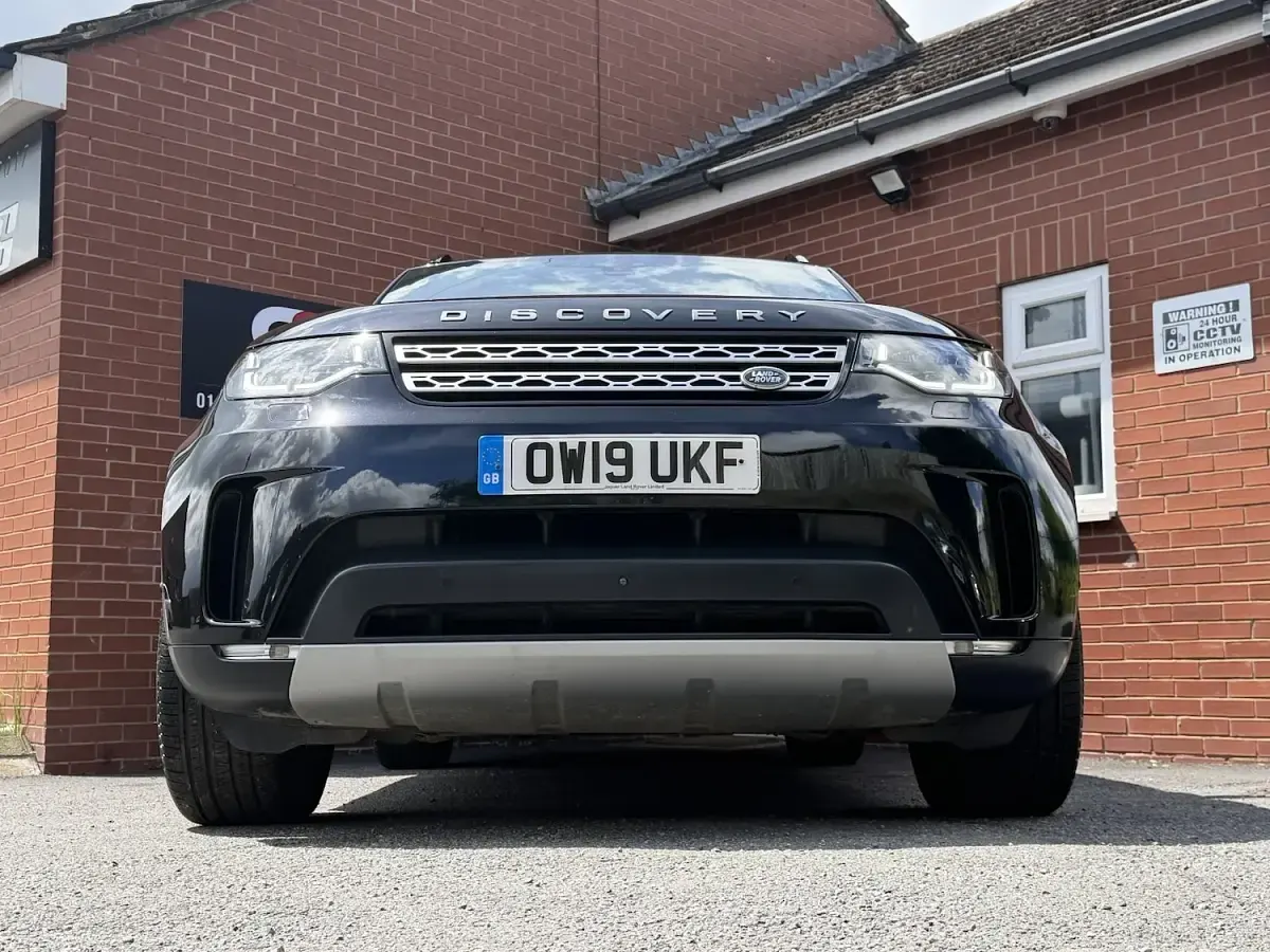 Used Land Rover Discovery 5 HSE 2019 Black SUV